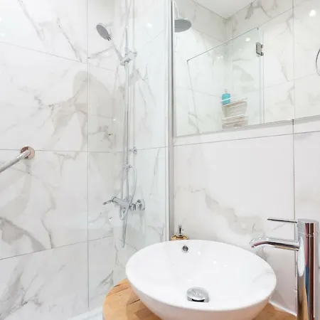 Rossio Vintage Two-bedroom - By Lu Holidays * Lisboa