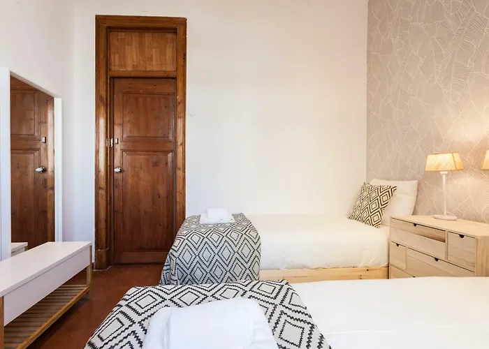 Rossio Vintage Two-bedroom - By Lu Holidays Apartamento *