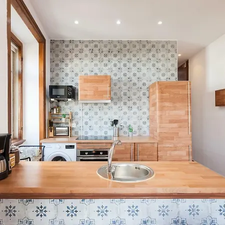 Rossio Vintage Two-bedroom - By Lu Holidays ליסבון