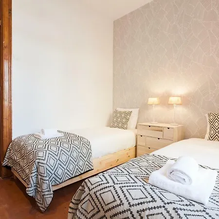 Rossio Vintage Two-bedroom - By Lu Holidays Apartman Lisboa