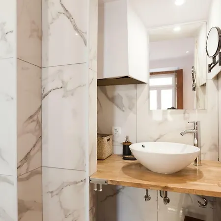 Rossio Vintage Two-bedroom - By Lu Holidays ליסבון