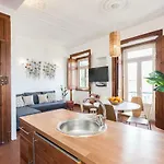 Rossio Vintage Two-bedroom - By Lu Holidays Apartman *